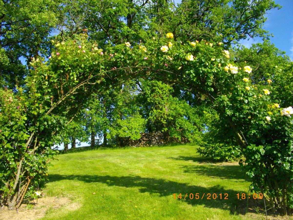 Gite de La Cheneraie Montpezat-de-Quercy Exterior foto